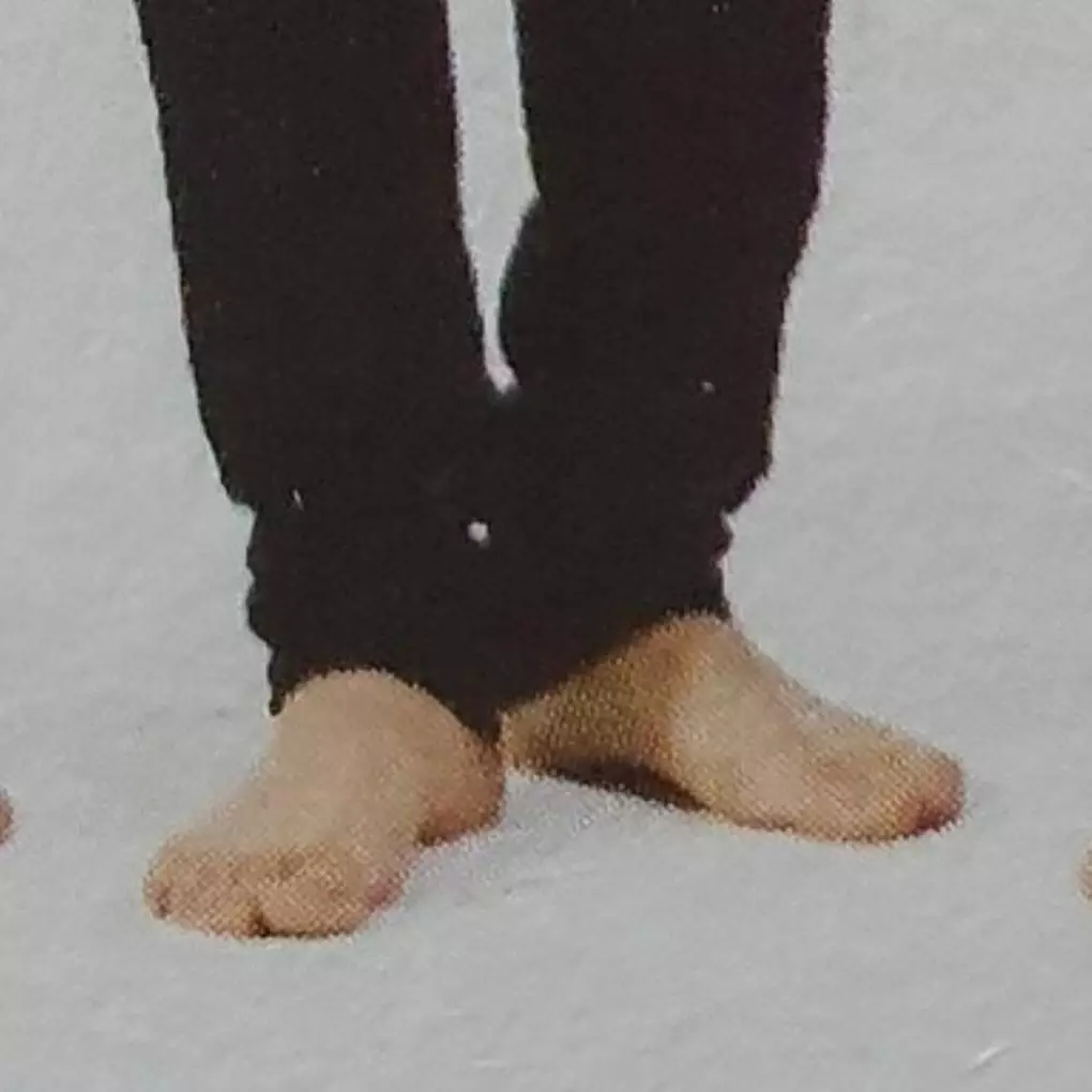 Jaehyun-Feet-5642806.jpg
